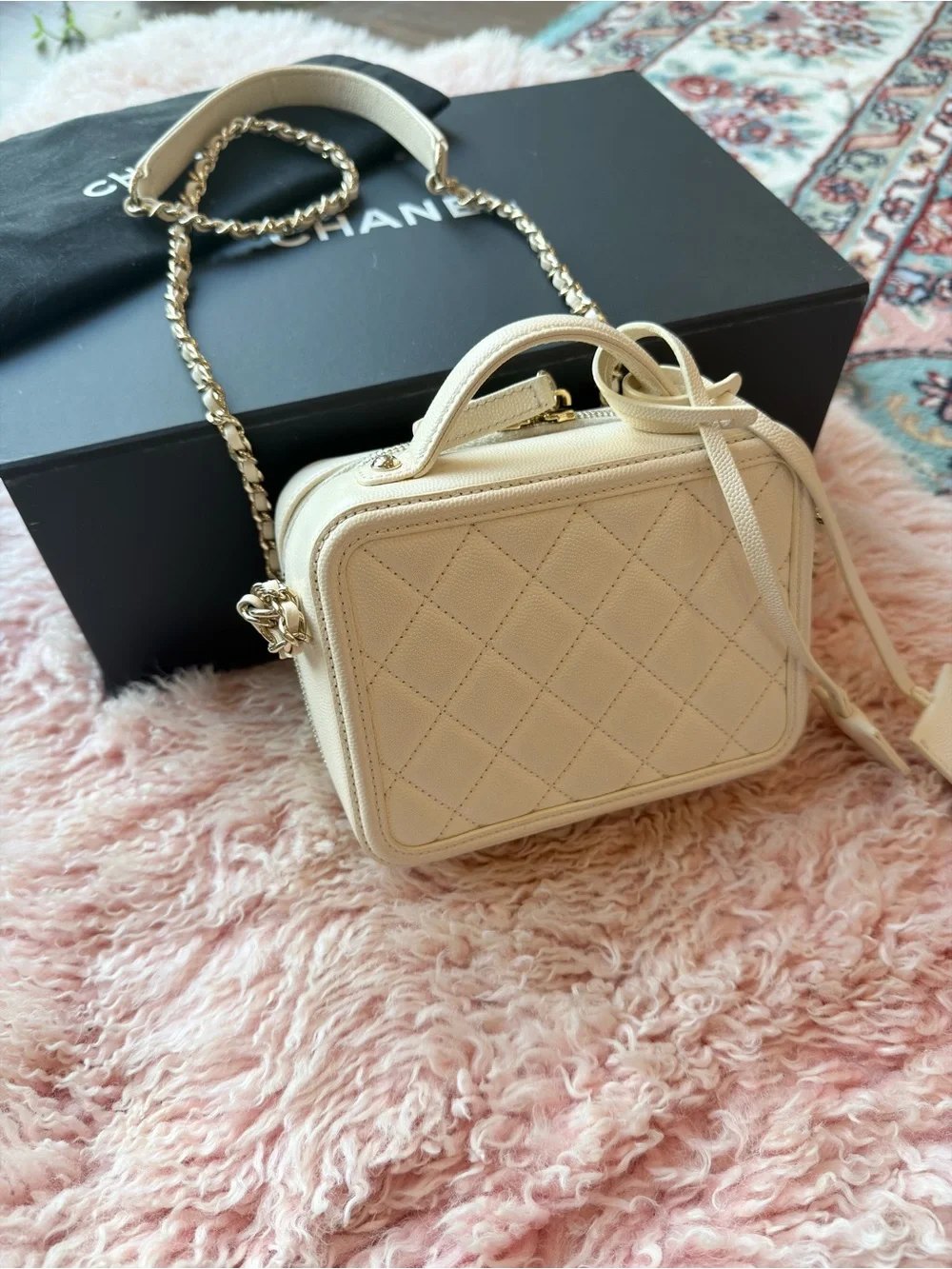 CHANEL Cream Quilted Vanity Crossbody Bag with Gold Chain